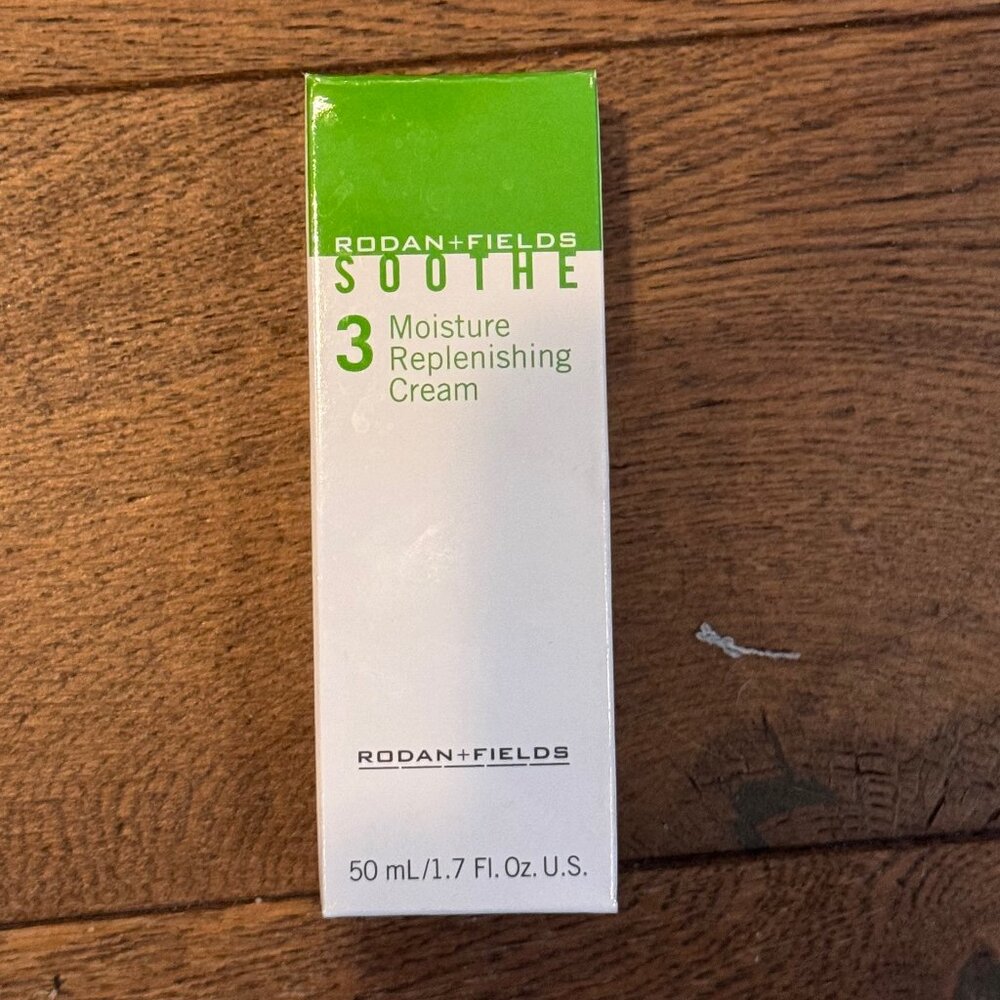 Rodan + Fields Moisturizing Rescue Cream 3 - NIB